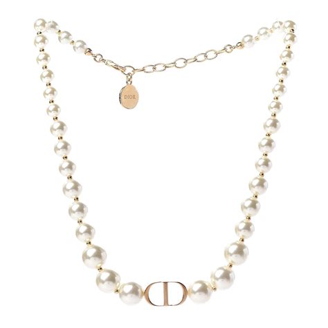 bloody pearl necklace dior|dior 30 montaigne necklace.